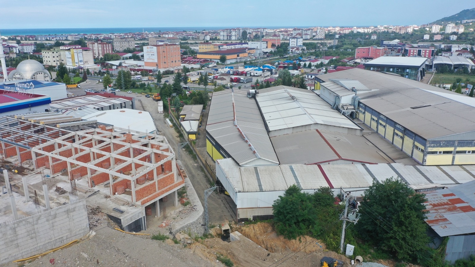 ALTINORDU SEBZE HALİNDE ALT YAPI YENİLENİYOR